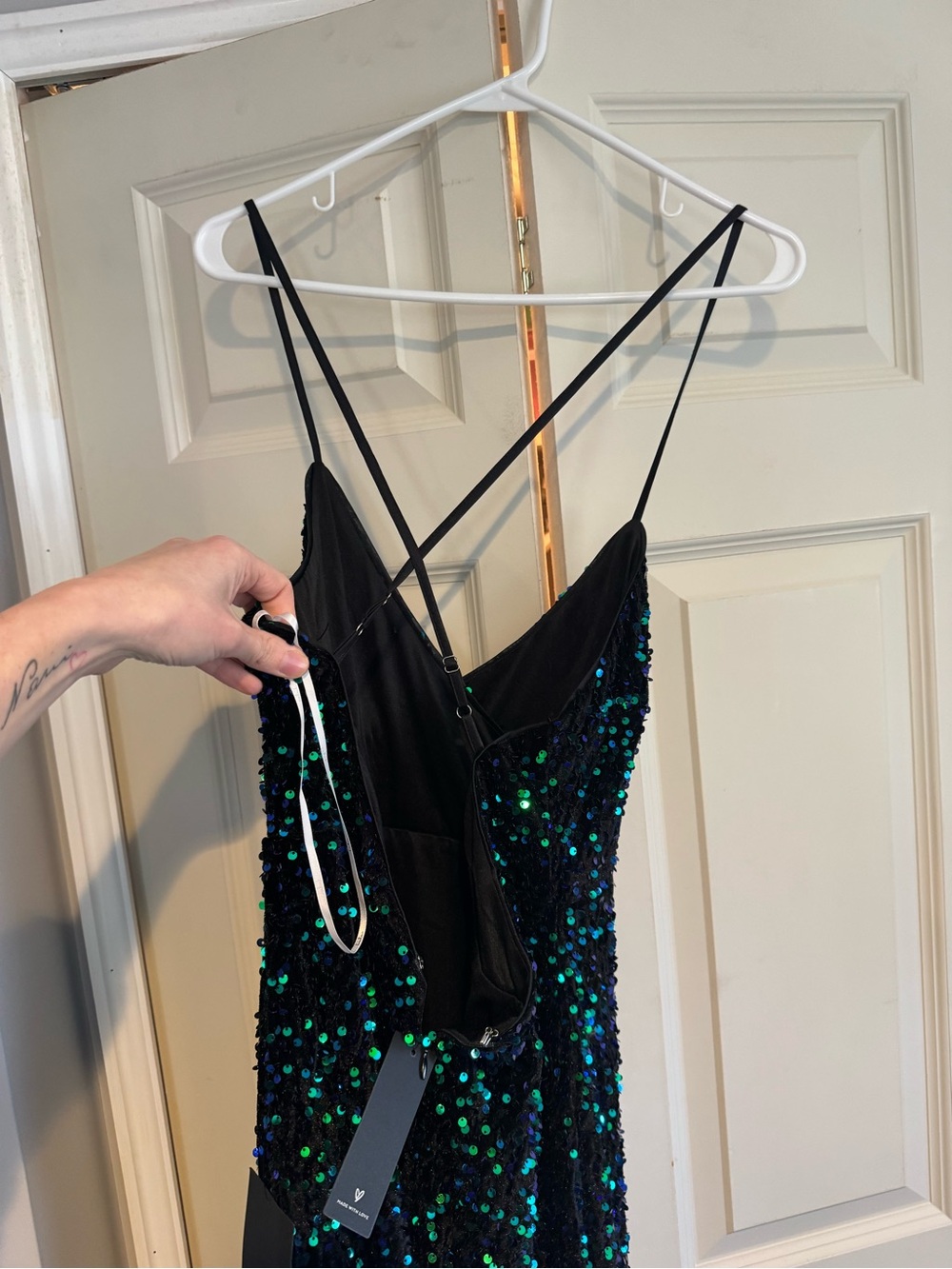 Lulus Sequin dress NEW - Picture 3 of 9